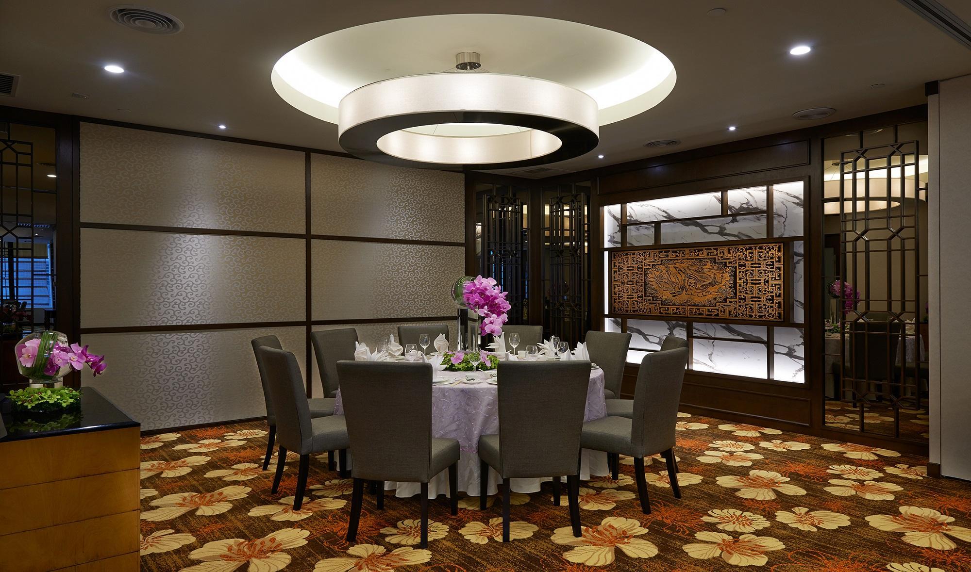 Hotel Renaissance