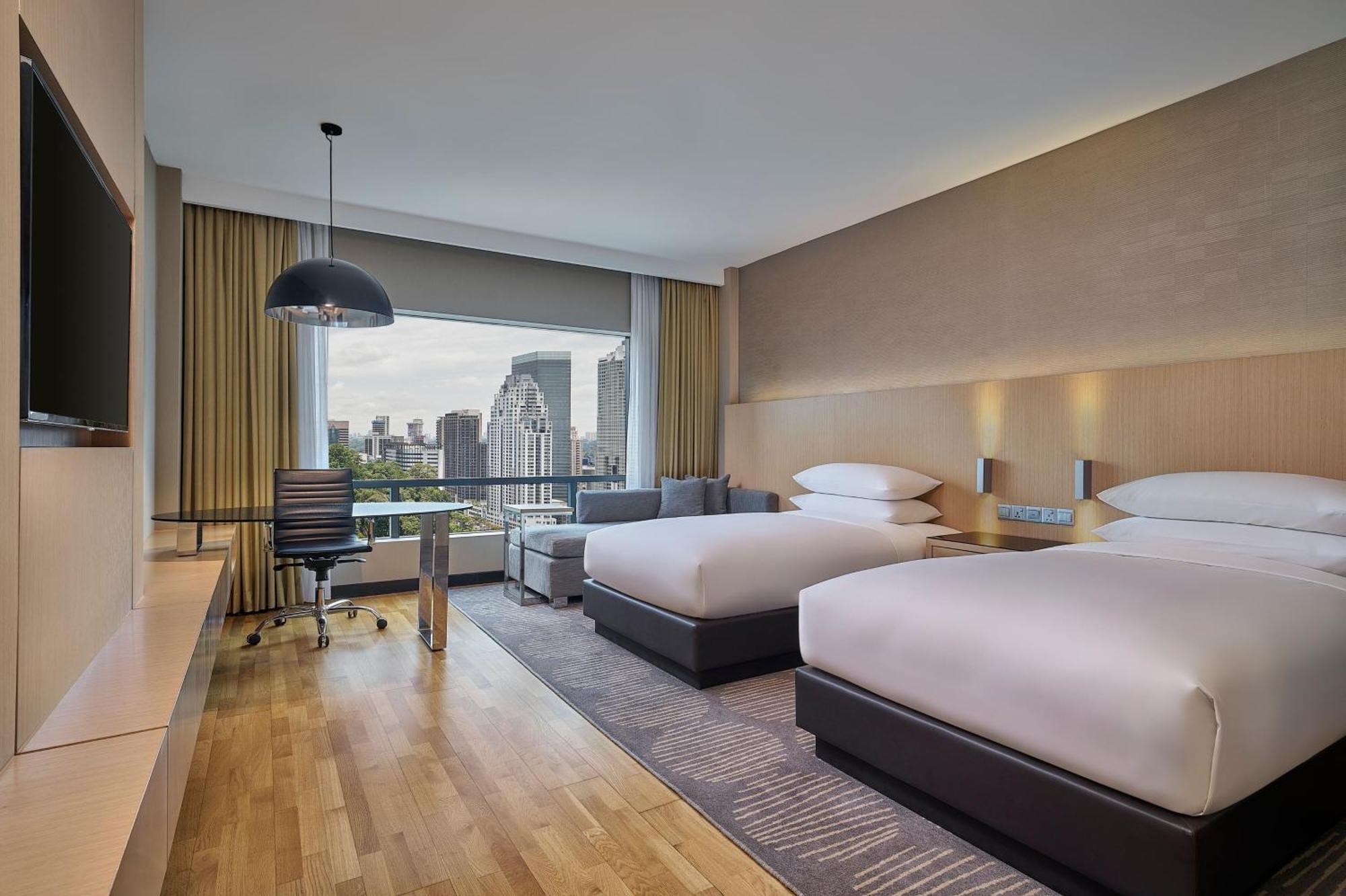 Renaissance 5* Kuala Lumpur